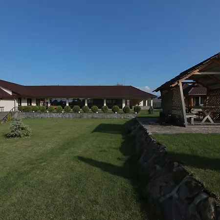 Ashad Hotel Svaliava