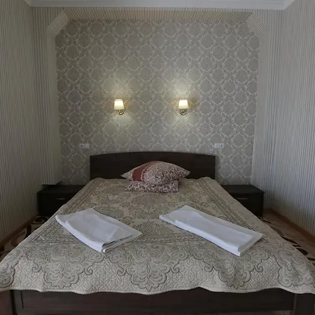 Ashad Hotel Svaliava