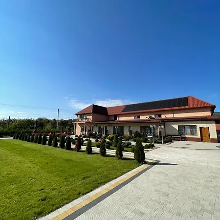 Hotel Ashad Svaliava