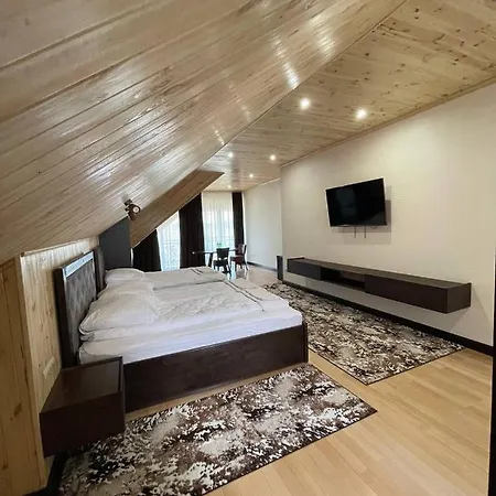 Ashad Hotel Swaljawa