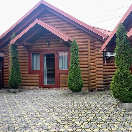 Ashad Hotel Svaliava