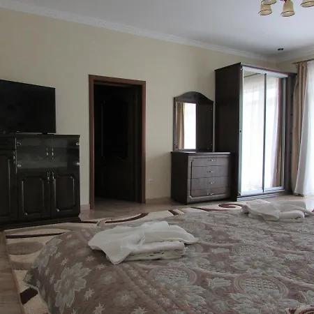 Ashad Hotel Swaljawa